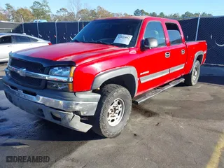 2003 Chevrolet Silverado 1500HD LS with VIN 1GCGK13U93F215987, listed as a IAAI auction lot 41032912 with 304,110 mi miles. Bid and sale history available at carsss.com. Image 17.