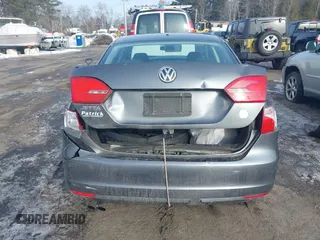 2012 Volkswagen Jetta S с VIN 3VW2K7AJ9CM351362, выставлен на аукционе IAAI как лот 41567992 с пробегом 179 637 миль миль и . История ставок и продаж доступна на DreamBid. Изображение 12.