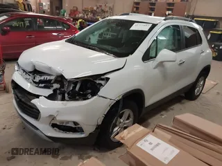 2017 Chevrolet Trax LT with VIN KL7CJPSB5HB191610, listed as a IAAI auction lot 41777447 with 97,392 mi miles. Bid and sale history available at carsss.com. Image 2.