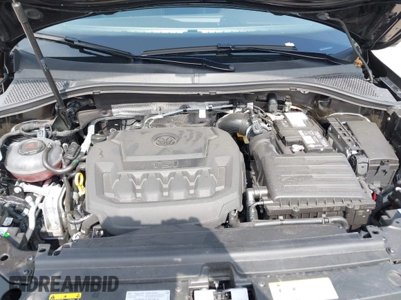 2024 Volkswagen Tiguan S with VIN 3VVRB7AX4RM201384, listed as a IAAI auction lot 42401212 with 11,986 mi miles and . Bid and sale history available at DreamBid. Image 10.