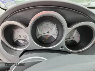 2008 Chrysler Sebring Touring z VIN 1C3LC55RX8N135160, wystawiony jako Copart lot #59419975 z przebiegiem 98 155 mil mil oraz Czysty tytuł • Clean title. Historia ofert i sprzedaży dostępna na DreamBid. Obrazek 9.