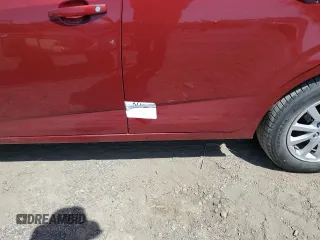 2017 Chevrolet Sonic LT z VIN 1G1JD5SH1H4127331, wystawiony jako Copart lot #52709905 z przebiegiem 73 810 mil mil oraz Szkoda całkowita • Salvage title. Historia ofert i sprzedaży dostępna na DreamBid. Obrazek 12.