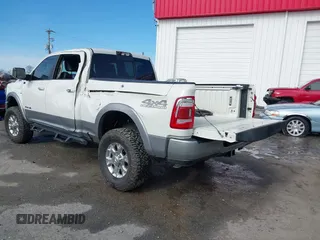 2022 Ram 2500 Laramie с VIN 3C6UR5FLXNG105323, выставлен на аукционе IAAI как лот 41359667 с пробегом 33 266 миль миль и . История ставок и продаж доступна на DreamBid. Изображение 3.