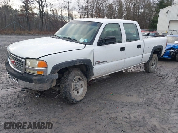 2002 GMC Sierra 2500HD SLE with VIN 1GTHK23162F158226, listed as a IAAI auction lot 41119821 with 50,119 mi miles. Bid and sale history available at carsss.com. Image 2.
