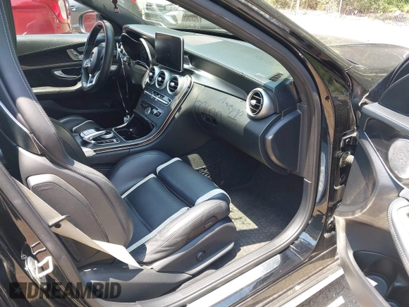 2016 Mercedes-Benz C 63 S AMG z VIN 55SWF8HB7GU129053, wystawiony jako IAAI lot #42562276 z przebiegiem 117 727 mil mil oraz . Historia ofert i sprzedaży dostępna na DreamBid. Obrazek 5.