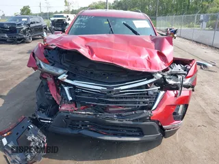 2023 Chevrolet Traverse LT Cloth z VIN 1GNERGKWXPJ196658, wystawiony jako IAAI lot #42404287 z przebiegiem 49 896 mil mil oraz . Historia ofert i sprzedaży dostępna na DreamBid. Obrazek 12.