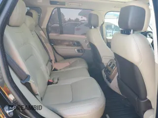 2018 Land Rover Range Rover HSE z VIN SALGS2SV4JA513012, wystawiony jako Copart lot #49463955 z przebiegiem 56 904 mil mil oraz Szkoda całkowita • Salvage title. Historia ofert i sprzedaży dostępna na DreamBid. Obrazek 11.