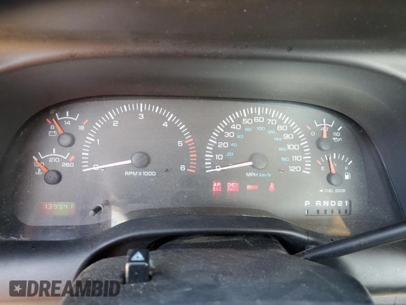 2001 Dodge 1500 Work Special z VIN 1B7HC16X91S317916, wystawiony jako Copart lot #87880255 z przebiegiem 139 941 mil mil oraz Czysty tytuł • Clean title. Historia ofert i sprzedaży dostępna na DreamBid. Obrazek 9.