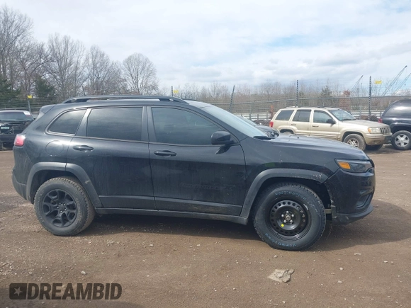2022 Jeep Cherokee X with VIN 1C4PJMCX0ND527533, listed as a IAAI auction lot 41674822 with 36,300 mi miles. Bid and sale history available at carsss.com. Image 13.