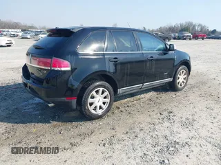 2008 Lincoln MKX with VIN 2LMDU68C48BJ23205, listed as a IAAI auction lot 41684344 with 195,239 mi miles. Bid and sale history available at carsss.com. Image 4.