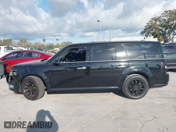 2018 Ford Flex Limited with VIN 2FMGK5D81JBA05788, listed as a IAAI auction lot 41599235 with 72,267 mi miles. Bid and sale history available at carsss.com. Image 14.