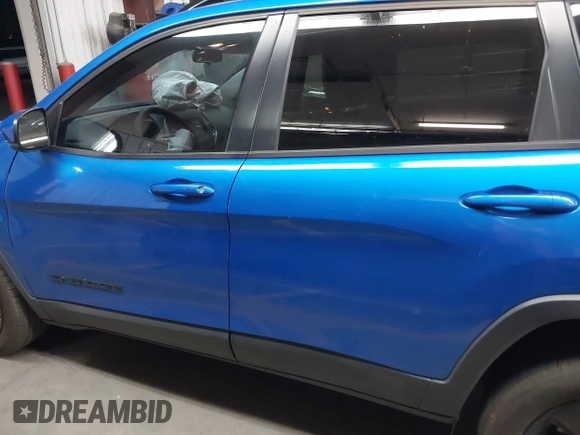 2020 Jeep Cherokee Altitude с VIN 1C4PJMLBXLD539576, выставлен на аукционе IAAI как лот 42315341 с пробегом 120 134 миль миль и . История ставок и продаж доступна на DreamBid. Изображение 14.