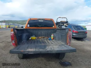 2006 Chevrolet Colorado LT w/2LT with VIN 1GCDT136868305397, listed as a IAAI auction lot 41850924 with 223,031 mi miles. Bid and sale history available at carsss.com. Image 17.