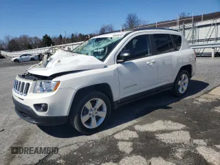 2011 Jeep Compass Latitude with VIN 1J4NT1FB1BD286782, listed as a Copart auction lot 49389745 with 93,039 mi miles and Salvage Title. Bid and sale history available at carsss.com. Image 1.