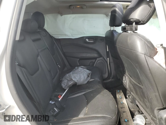 2019 Jeep Compass High Altitude with VIN 3C4NJDCB0KT672721, listed as a Copart auction lot 49393495 with 90,630 mi miles and Salvage title. Bid and sale history available at DreamBid. Image 10.