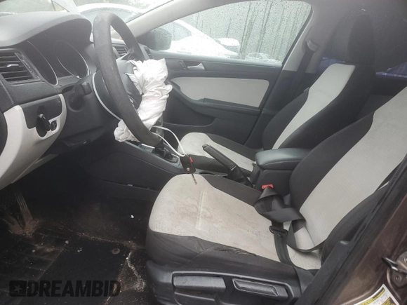 2015 Volkswagen Jetta S с VIN 3VW2K7AJ7FM214294, выставлен на аукционе Copart как лот 56101895 с пробегом 135 865 миль миль и Списание • Salvage title. История ставок и продаж доступна на DreamBid. Изображение 7.