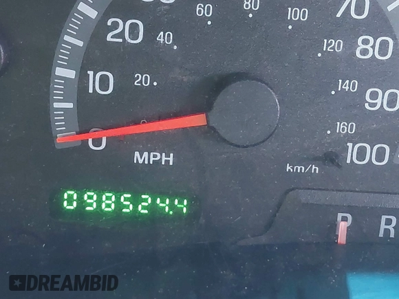 2002 Ford F-150 XLT with VIN 1FTRW086X2KE17566, listed as a IAAI auction lot 41721236 with 98,524 mi miles. Bid and sale history available at carsss.com. Image 7.