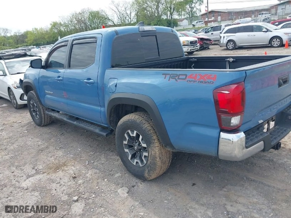 2019 Toyota Tacoma 4WD SR with VIN 3TMCZ5AN0KM260201, listed as a IAAI auction lot 42017048 with 49,216 mi miles. Bid and sale history available at carsss.com. Image 3.