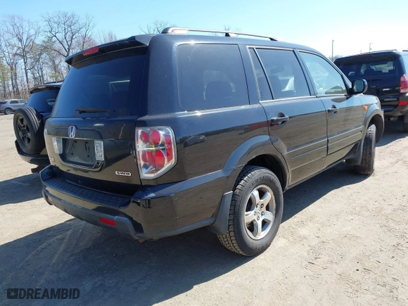 2006 Honda Pilot EX-L with VIN 5FNYF18516B007427, listed as a IAAI auction lot 41910567 with 194,805 mi miles. Bid and sale history available at carsss.com. Image 4.