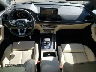 2025 Audi Q5 S line Prestige with VIN WA1F2AFY5S2040003, listed as a Copart auction lot 47780085 with 1,549 mi miles and Salvage Title. Bid and sale history available at carsss.com. Image 8.