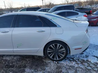 2018 Lincoln MKZ Reserve with VIN 3LN6L5FC2JR621446, listed as a IAAI auction lot 41266220 with 73,397 mi miles and . Bid and sale history available at DreamBid. Image 6.