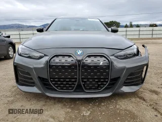 2022 BMW i4 eDrive40 z VIN WBY73AW08NFM60741, wystawiony jako Copart lot #43797635 z przebiegiem 24 051 mil mil oraz Szkoda całkowita • Salvage title. Historia ofert i sprzedaży dostępna na DreamBid. Obrazek 5.