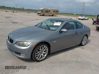 2009 BMW 3 Series 328i xDrive z VIN WBAWV53549PF95715, wystawiony jako IAAI lot #42296949 z przebiegiem 182 003 mil mil oraz . Historia ofert i sprzedaży dostępna na DreamBid. Obrazek 2.