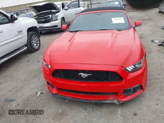 2017 Ford Mustang EcoBoost Premium z VIN 1FATP8UH6H5245140, wystawiony jako IAAI lot #41849107 z przebiegiem 52 672 mil mil oraz . Historia ofert i sprzedaży dostępna na DreamBid. Obrazek 12.