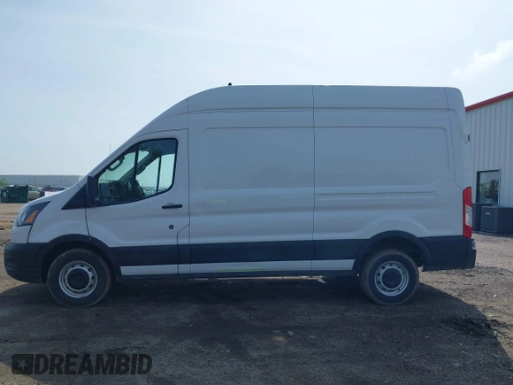 2023 Ford Transit Cargo с VIN 1FTBR1X88PKB01513, выставлен на аукционе IAAI как лот 42496329 с пробегом 65 621 миль миль и . История ставок и продаж доступна на DreamBid. Изображение 14.