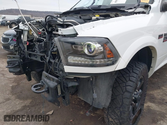 2018 Ram 2500 Laramie with VIN 3C6UR5NJ4JG328211, listed as a IAAI auction lot 41690078 with 97,265 mi miles and . Bid and sale history available at DreamBid. Image 21.