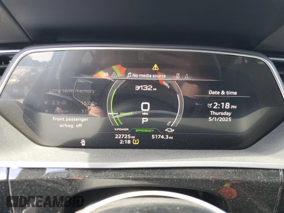 2021 Audi e-tron Sportback S line Premium Plus z VIN WA12AAGE1MB039861, wystawiony jako Copart lot #54864445 z przebiegiem 22 725 mil mil oraz Szkody całkowita. Historia ofert i sprzedaży dostępna na DreamBid. Obrazek 9.