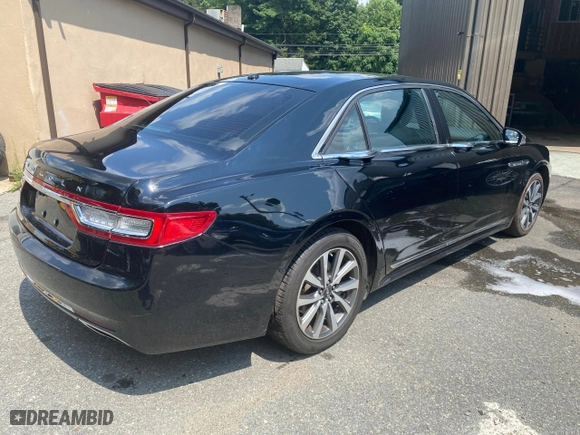 2017 Lincoln Continental Livery with VIN 1LN6L9UKXH5608880, listed as a Copart auction lot 74679524 with 173,780 mi miles and Clean Title. Bid and sale history available at carsss.com. Image 4.