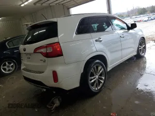 2014 Kia Sorento SX Limited with VIN 5XYKW4A77EG465919, listed as a Copart auction lot 44125355 with 193,544 mi miles and Salvage Title. Bid and sale history available at carsss.com. Image 3.