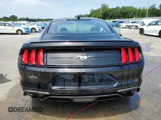2020 Ford Mustang EcoBoost z VIN 1FA6P8TH5L5184273, wystawiony jako Copart lot #57906725 z przebiegiem 47 161 mil mil oraz Szkoda całkowita • Salvage title. Historia ofert i sprzedaży dostępna na DreamBid. Obrazek 6.
