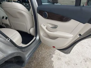 2021 Mercedes-Benz GLC 300 with VIN W1N0G8DB5MV297726, listed as a IAAI auction lot 42202541 with 39,251 mi miles and . Bid and sale history available at DreamBid. Image 8.
