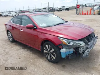 2019 Nissan Altima SV with VIN 1N4BL4DV3KC218714, listed as a IAAI auction lot 42199971 with 67,854 mi miles and . Bid and sale history available at DreamBid. Image 1.