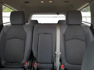 2017 Chevrolet Traverse LS with VIN 1GNKVFED6HJ239185, listed as a Copart auction lot 57571955 with 191,673 mi miles and Clean title. Bid and sale history available at DreamBid. Image 10.