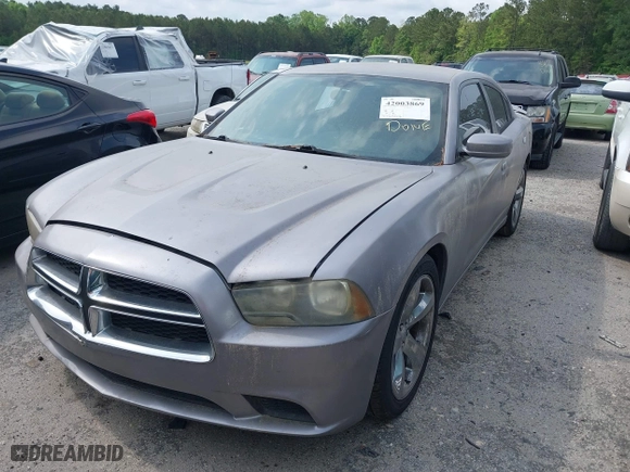 2013 Dodge Charger SE with VIN 2C3CDXBG3DH655523, listed as a IAAI auction lot 42003869 with 172,948 mi miles. Bid and sale history available at carsss.com. Image 2.