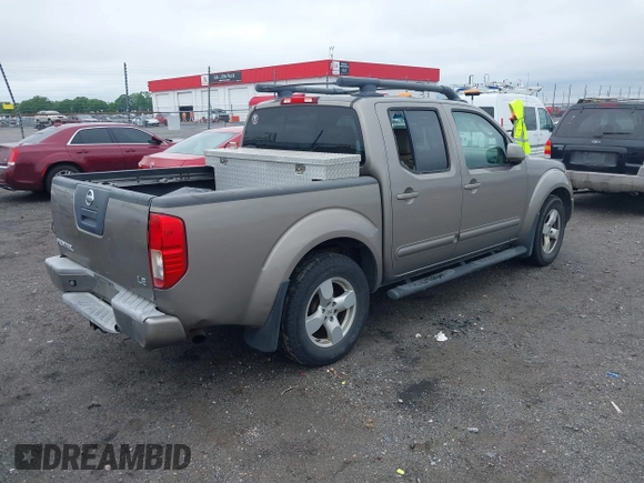 2008 Nissan Frontier SE z VIN 1N6AD07U78C403143, wystawiony jako IAAI lot #42211053 z przebiegiem 369 349 mil mil oraz . Historia ofert i sprzedaży dostępna na DreamBid. Obrazek 4.