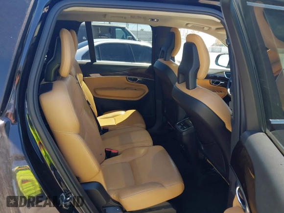 2016 Volvo XC90 T6 Momentum with VIN YV4A22PK1G1074286, listed as a IAAI auction lot 42202492 with 104,791 mi miles and . Bid and sale history available at DreamBid. Image 8.