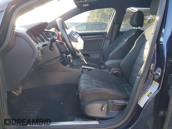 2015 Volkswagen GTI SE with VIN 3VW4T7AU4FM040412, listed as a Copart auction lot 81887394 with 120,922 mi miles and Salvage Title. Bid and sale history available at DreamBid. Image 7.