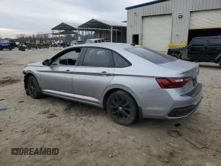 2024 Volkswagen Jetta Sport z VIN 3VWAM7BU7RM055585, wystawiony jako Copart lot #42109675 z przebiegiem 17 485 mil mil oraz Szkoda całkowita • Salvage title. Historia ofert i sprzedaży dostępna na DreamBid. Obrazek 2.