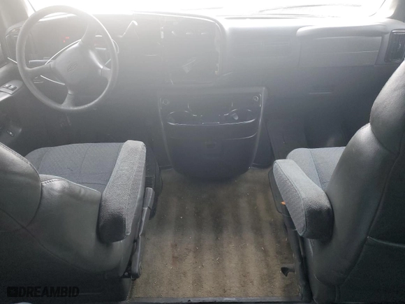 2002 Chevrolet Express Van with VIN 1GAHG39RX21192437, listed as a Copart auction lot 49140035 with 195,434 mi miles and Salvage Title. Bid and sale history available at carsss.com. Image 8.