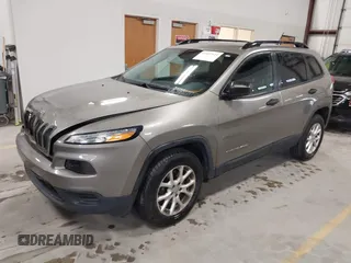 2016 Jeep Cherokee Sport with VIN 1C4PJMAB5GW246889, listed as a IAAI auction lot 40847921 with 164,210 mi miles. Bid and sale history available at carsss.com. Image 17.
