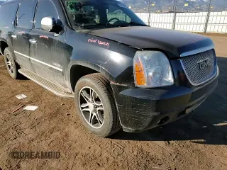 2010 GMC Yukon XL Denali with VIN 1GKUKMEFXAR122804, listed as a Copart auction lot 44266985 with 257,039 mi miles and Salvage Title. Bid and sale history available at carsss.com. Image 12.