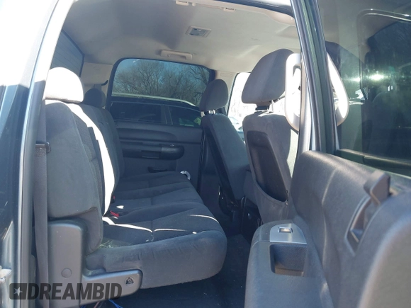 2007 GMC Sierra 1500 SLT z VIN 2GTEK133X71616220, wystawiony jako IAAI lot #41669281 z przebiegiem 269 626 mil mil oraz . Historia ofert i sprzedaży dostępna na DreamBid. Obrazek 8.