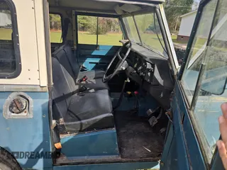 1976 Land Rover Defender с VIN 90123300A, выставлен на аукционе Copart как лот 81744514 с пробегом Не указан миль и Чистый • Clean title. История ставок и продаж доступна на DreamBid. Изображение 5.