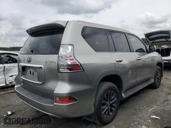2022 Lexus GX 460 Premium z VIN JTJAM7BX9N5326947, wystawiony jako Copart lot #55848945 z przebiegiem 27 524 mil mil oraz Szkody całkowita. Historia ofert i sprzedaży dostępna na DreamBid. Obrazek 3.