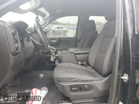 2020 Chevrolet Silverado 1500 LT z VIN 3GCPYDEK7LG295798, wystawiony jako Copart lot #46238035 z przebiegiem 126 642 mil mil oraz Szkoda całkowita • Salvage title. Historia ofert i sprzedaży dostępna na DreamBid. Obrazek 7.