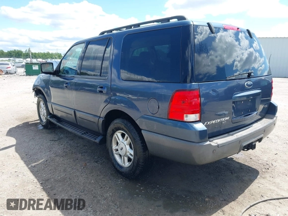 2006 Ford Expedition Special Service z VIN 1FMFU16596LA85320, wystawiony jako IAAI lot #42335340 z przebiegiem 213 308 mil mil oraz . Historia ofert i sprzedaży dostępna na DreamBid. Obrazek 3.